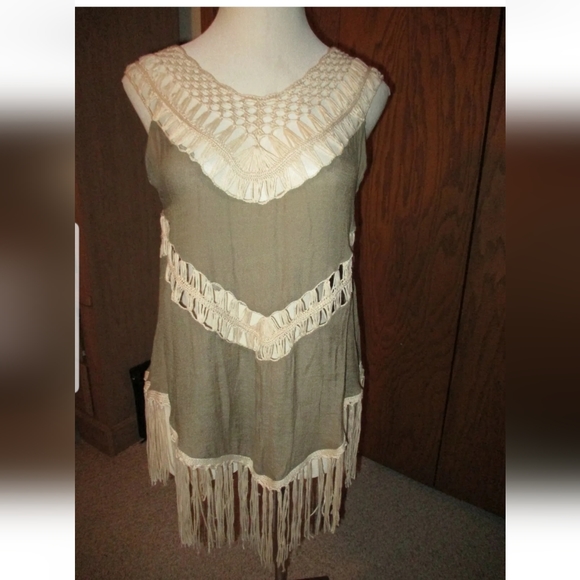 UMGEE Taupe Cream Fringe Lace Gypsy Hippie Bold Unique Flowy Flare Tank Top M - Picture 1 of 5